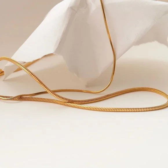 NEW 18K Gold Plated Snake Chain Necklace